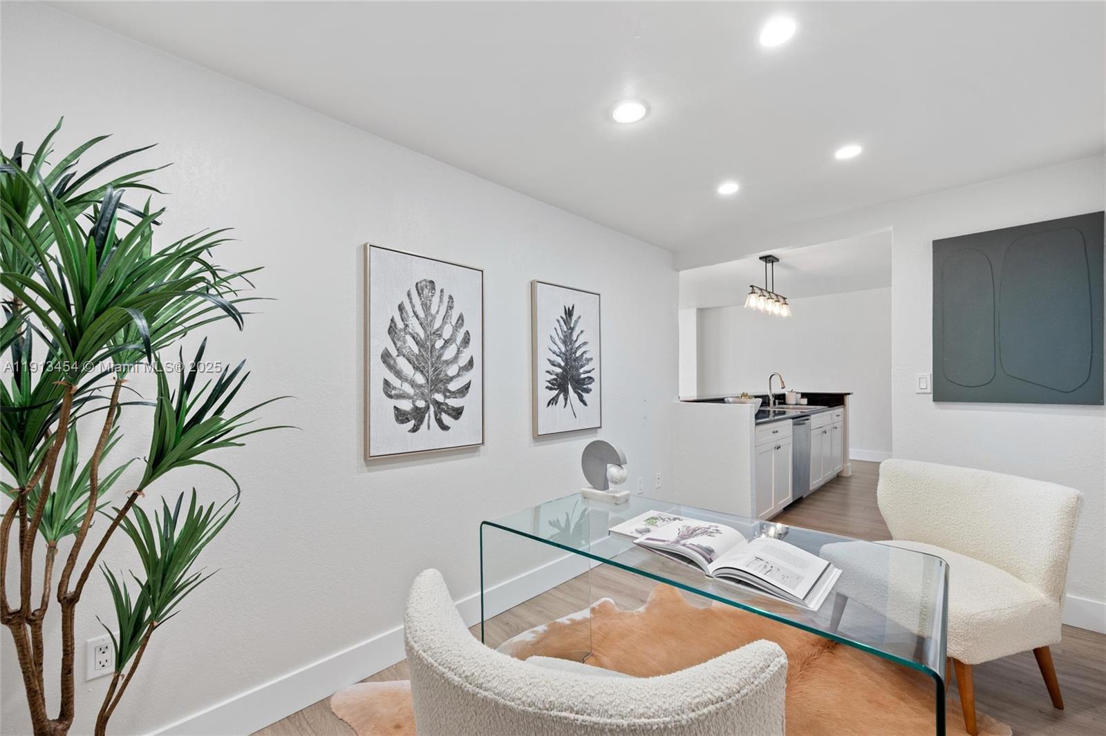 10350 W Bay Hbr Dr #10K Bay Harbor Islands, FL 33154