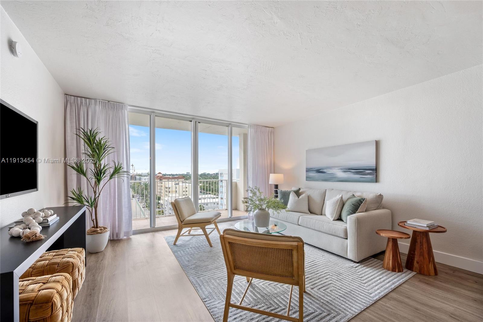 10350 W Bay Hbr Dr #10K Bay Harbor Islands, FL 33154