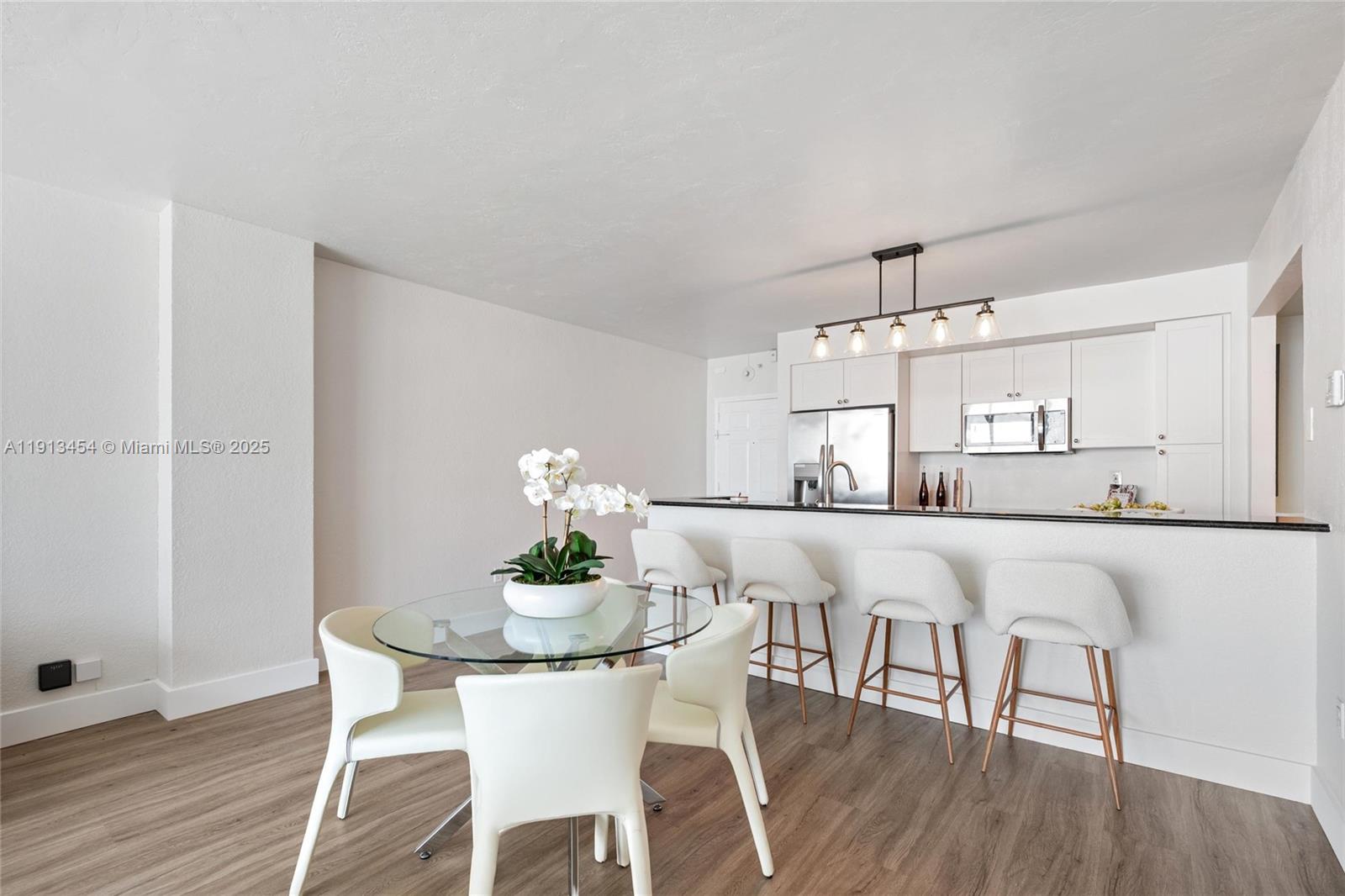 10350 W Bay Hbr Dr #10K Bay Harbor Islands, FL 33154