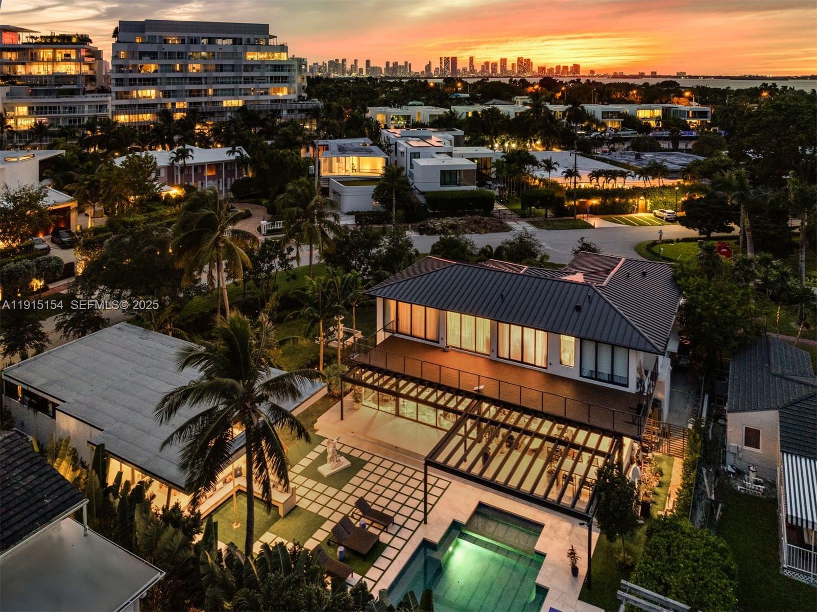 795 Lakeview Dr Miami Beach, FL 33140