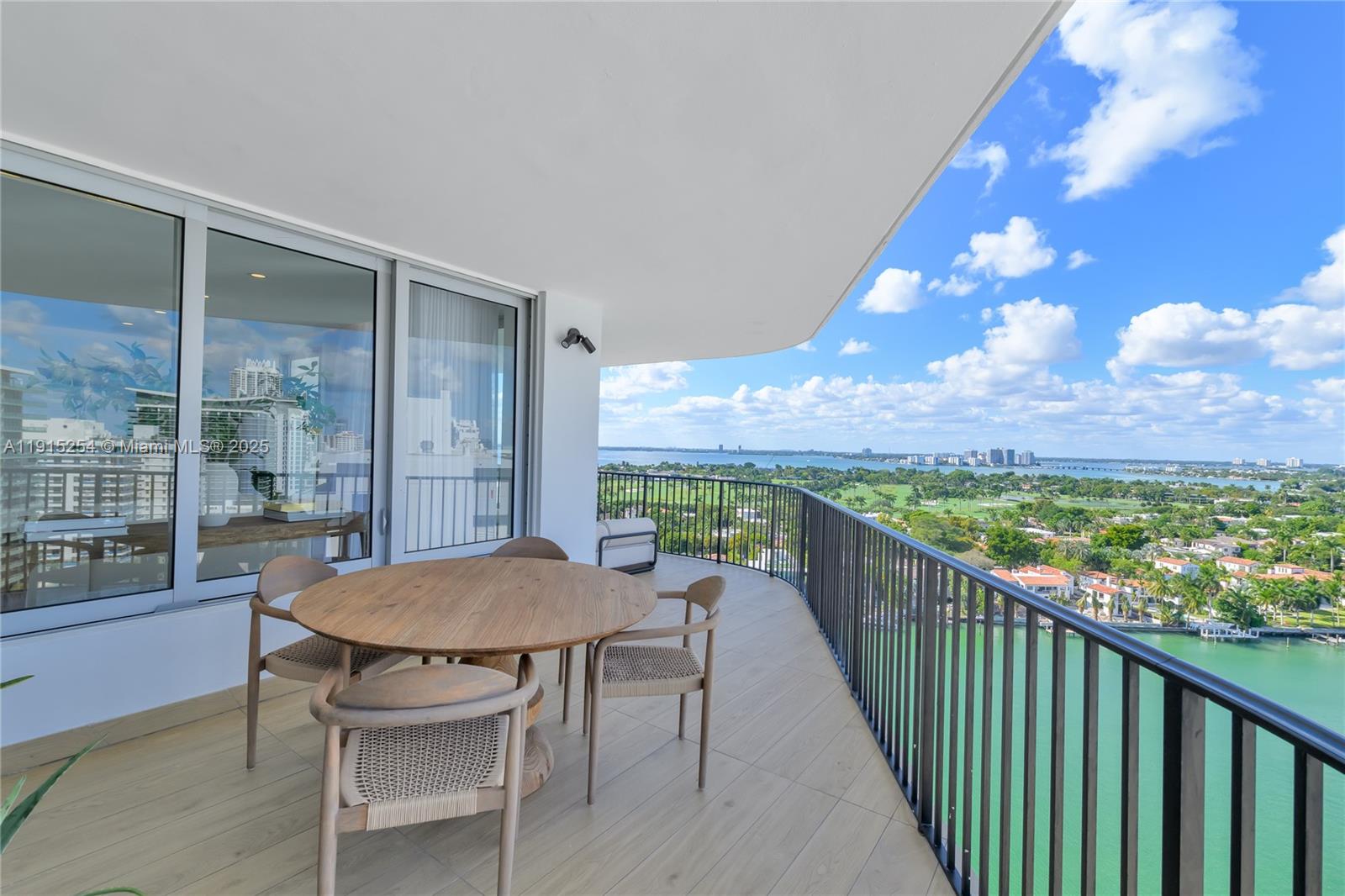 5660 Collins Ave #18D Miami Beach, FL 33140