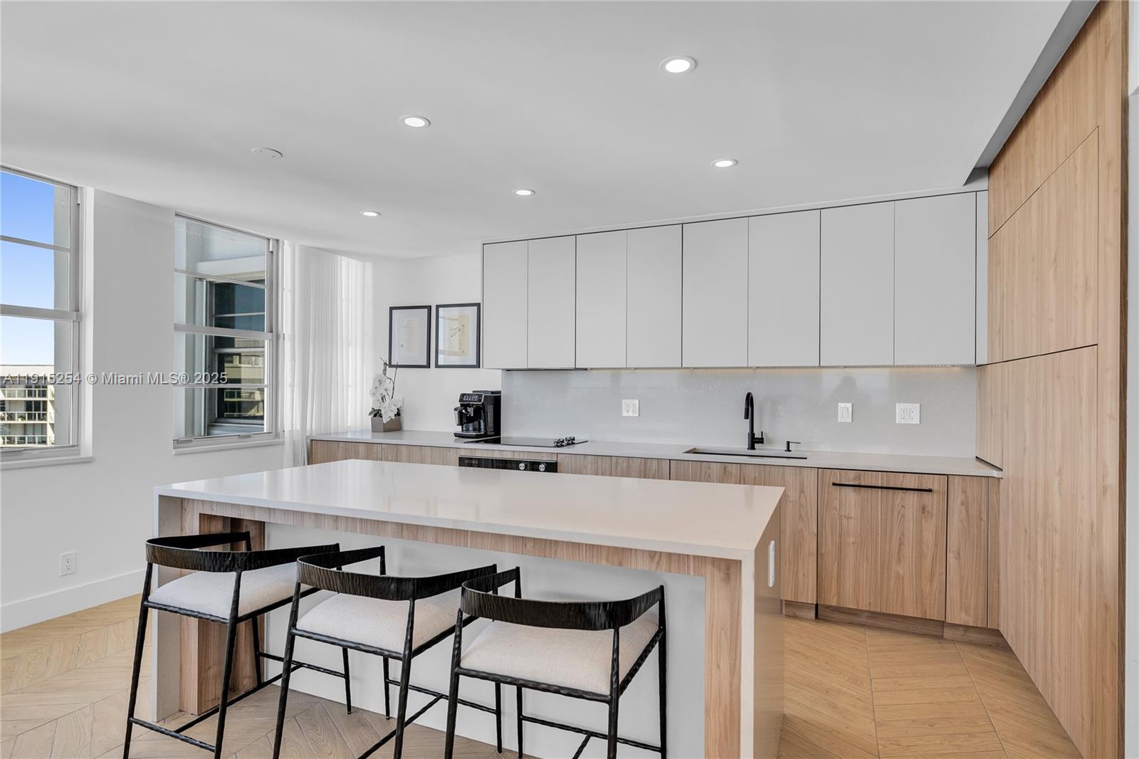 5660 Collins Ave #18D Miami Beach, FL 33140