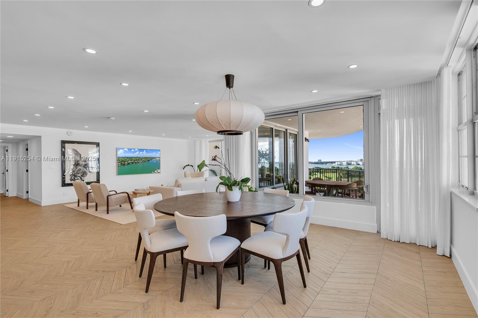 5660 Collins Ave #18D Miami Beach, FL 33140