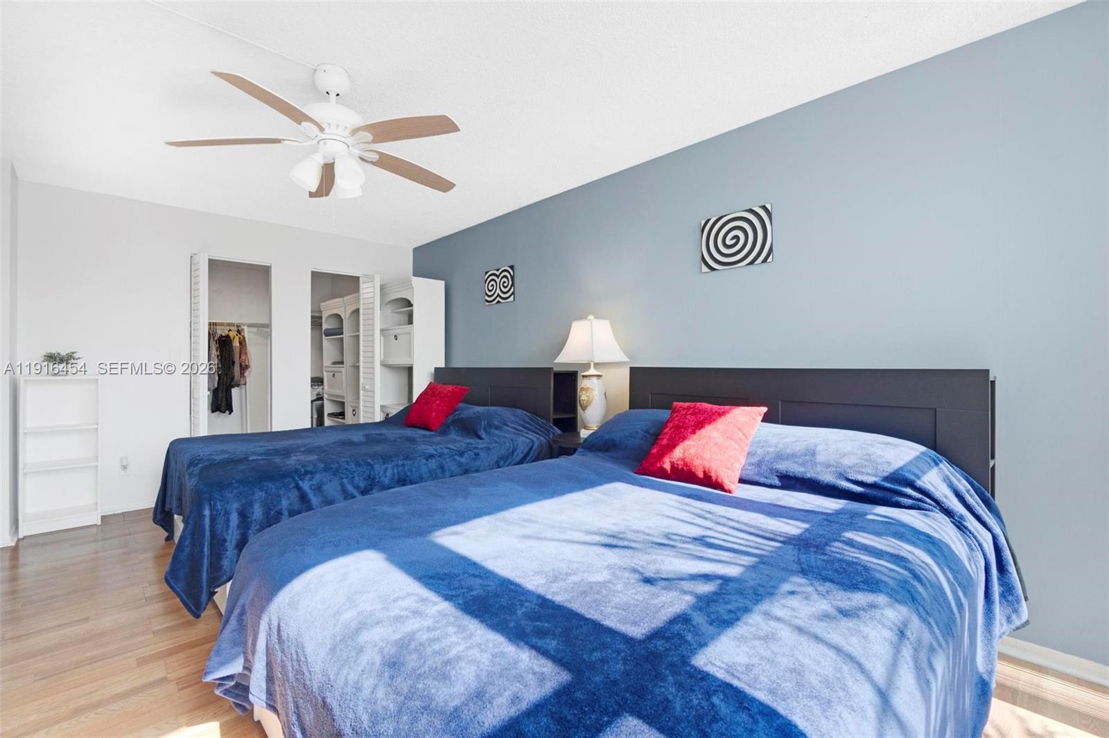 1000 Parkview Dr #518 Hallandale Beach, FL 33009