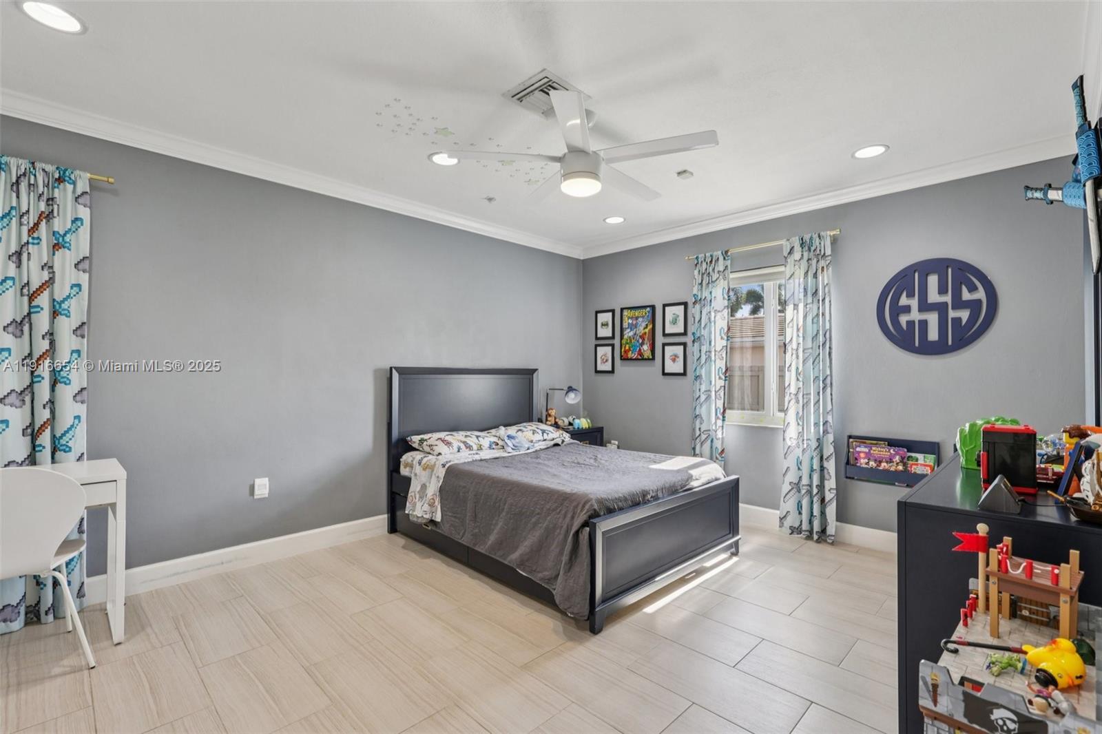 2632 NE 26th Ave Fort Lauderdale, FL 33306