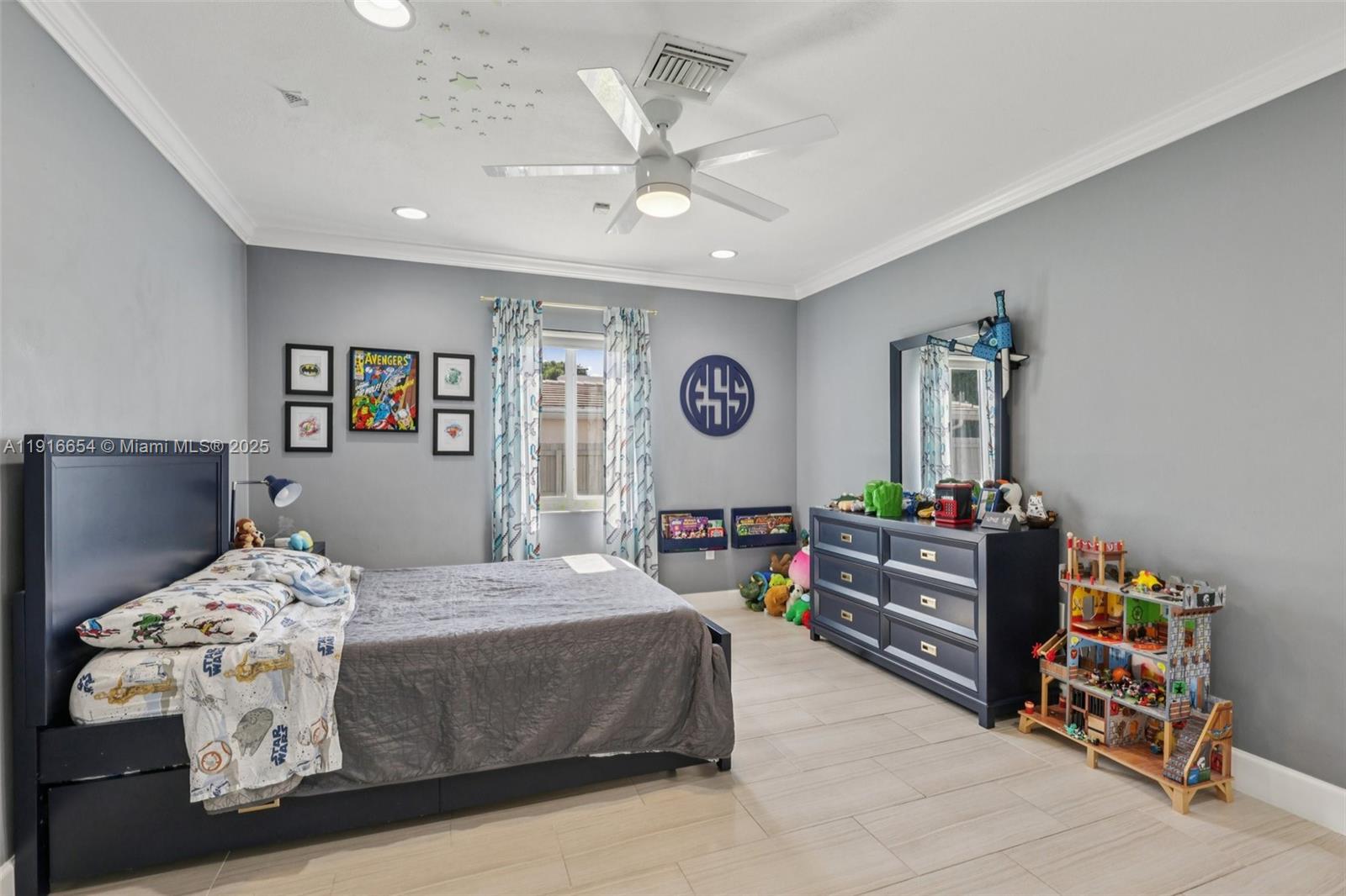 2632 NE 26th Ave Fort Lauderdale, FL 33306