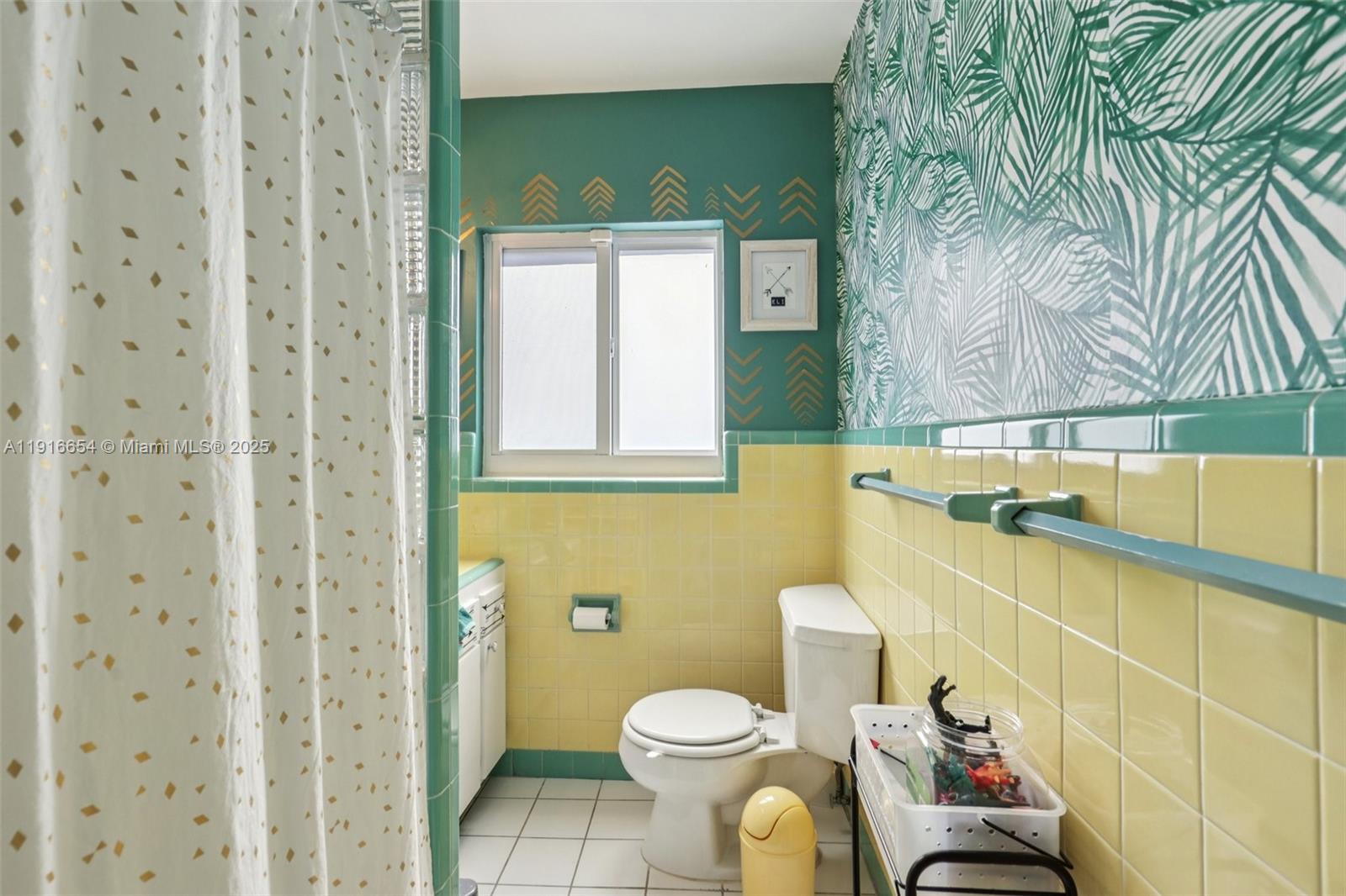 2632 NE 26th Ave Fort Lauderdale, FL 33306