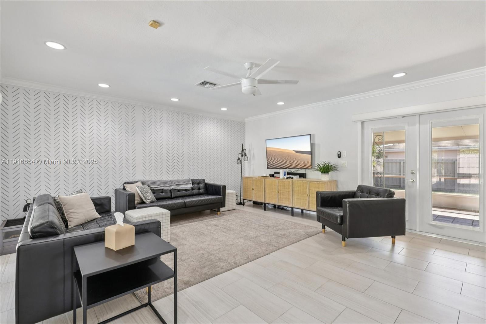 2632 NE 26th Ave Fort Lauderdale, FL 33306