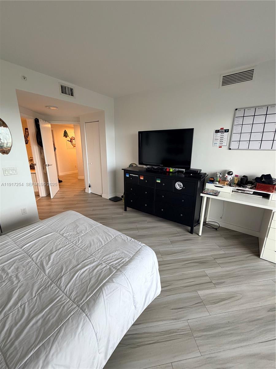 image Baltus House11