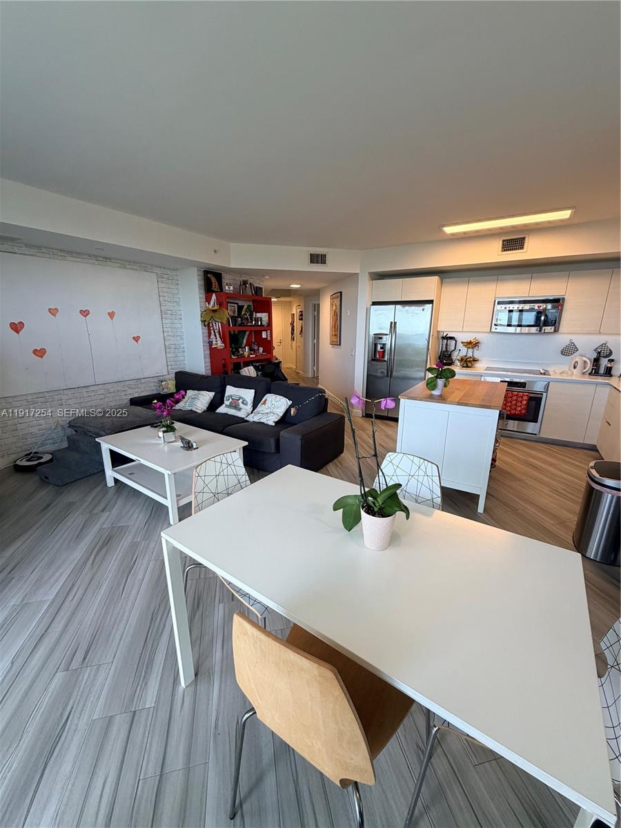 image Baltus House20