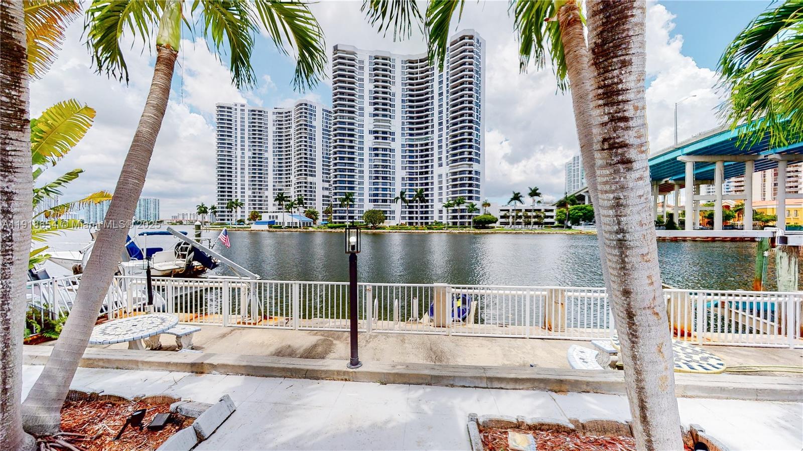 19140 N Bay Rd Sunny Isles Beach, FL 33160