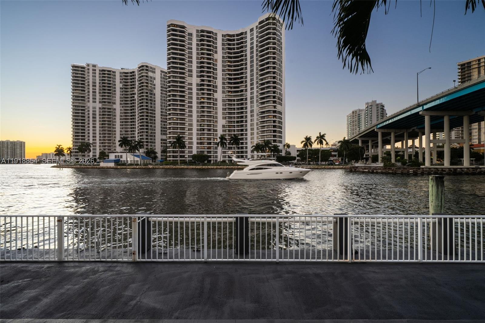 19140 N Bay Rd Sunny Isles Beach, FL 33160