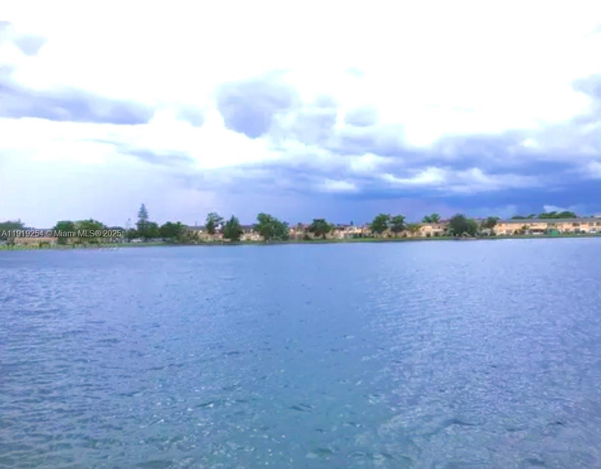 18900 NE 3rd Ct #531