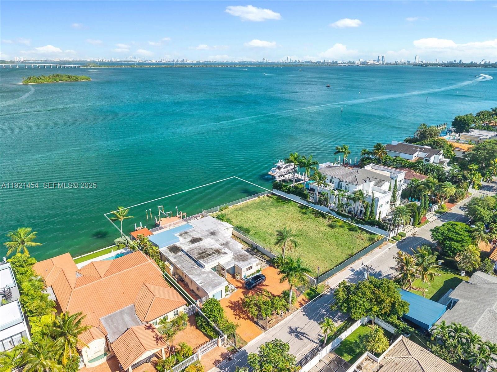 Undisclosed Address Miami, FL 33139