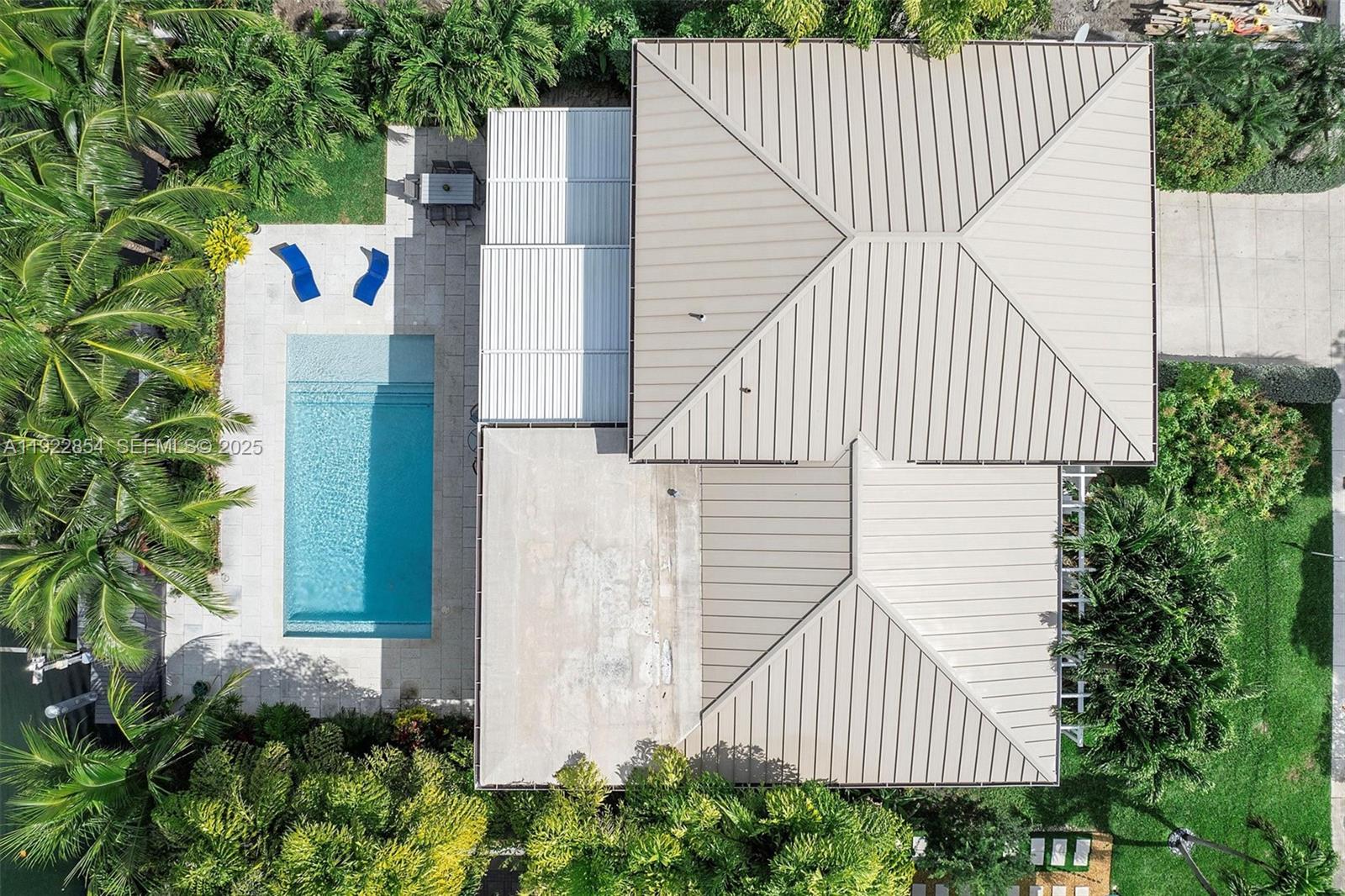 1361 NE 104th St Miami Shores, FL 33138