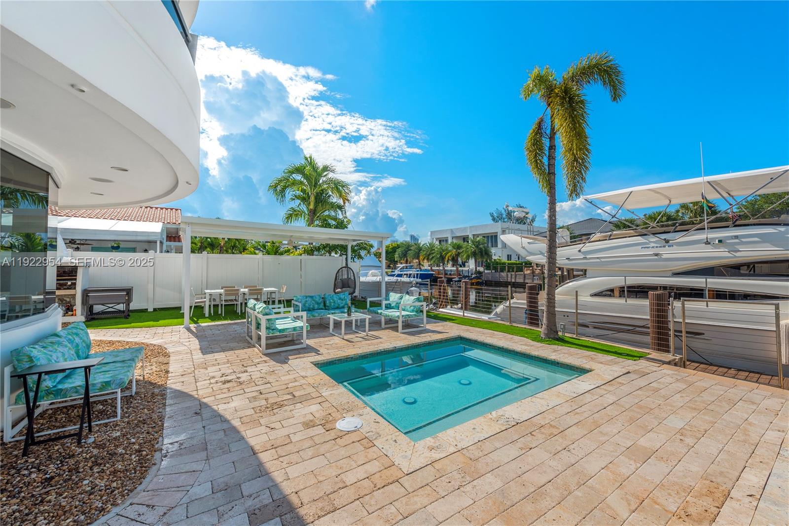 3344 NE 167th St North Miami Beach, FL 33160