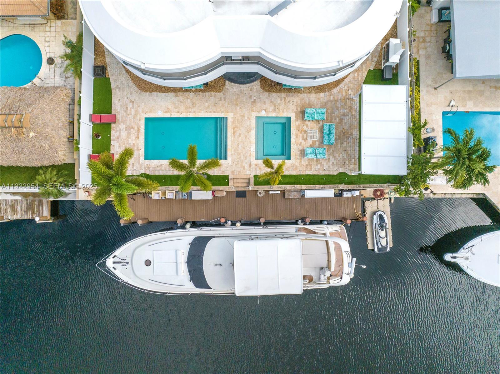 3344 NE 167th St North Miami Beach, FL 33160