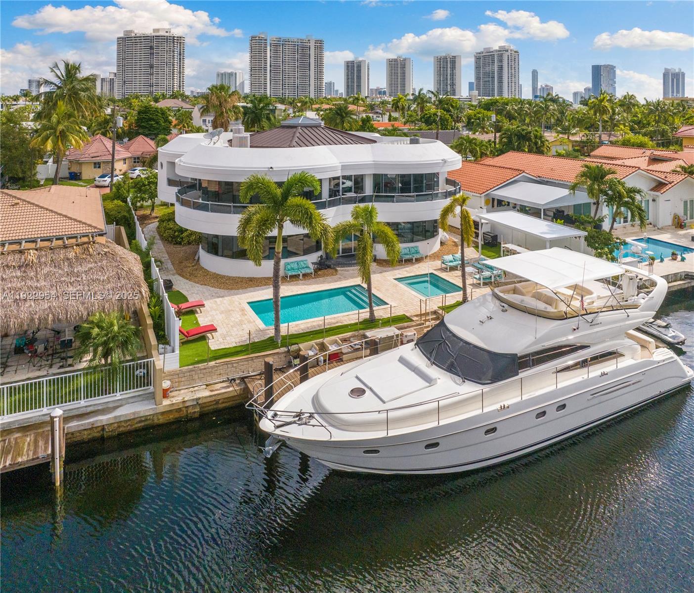 3344 NE 167th St North Miami Beach, FL 33160