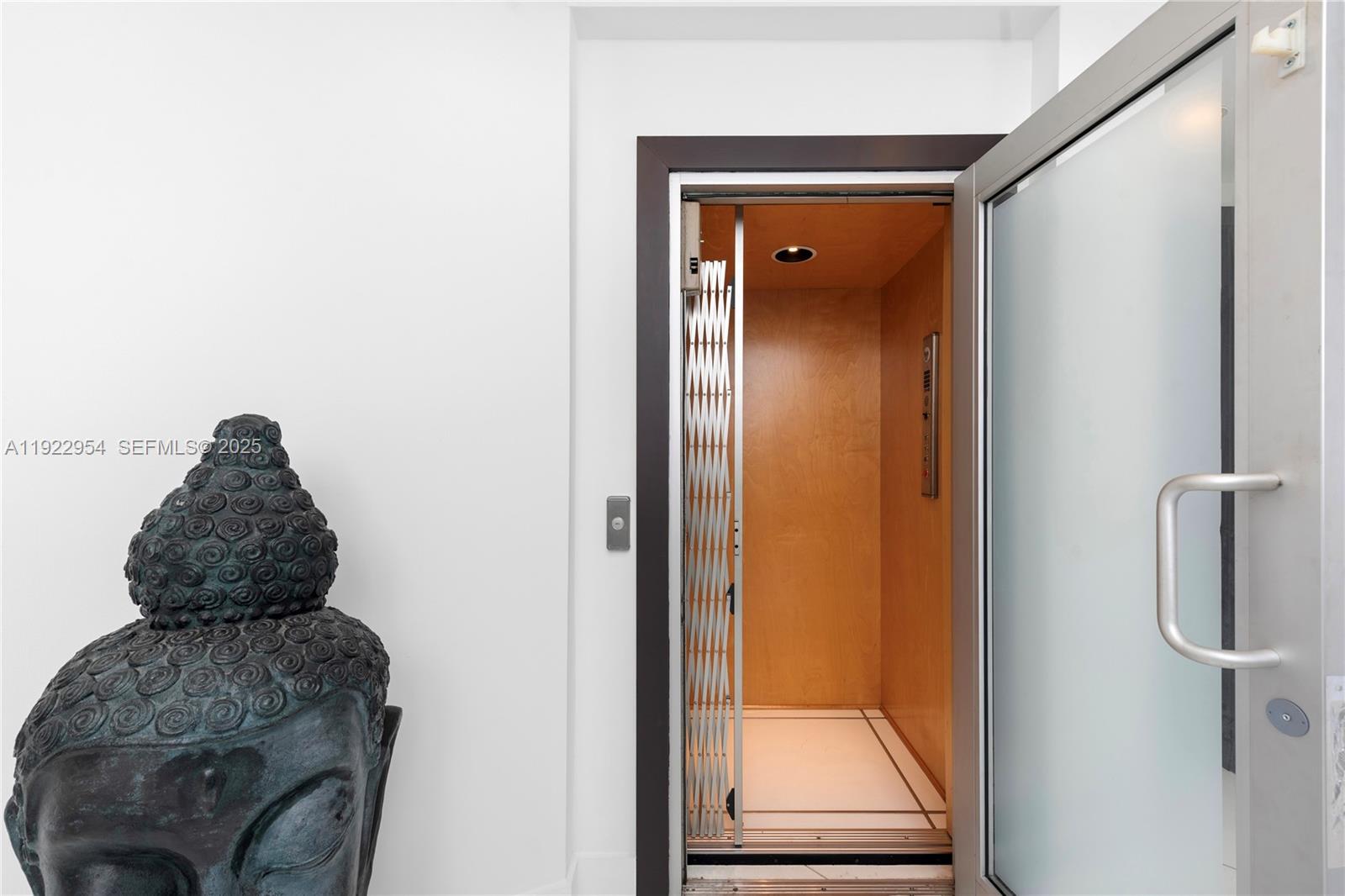 3344 NE 167th St North Miami Beach, FL 33160