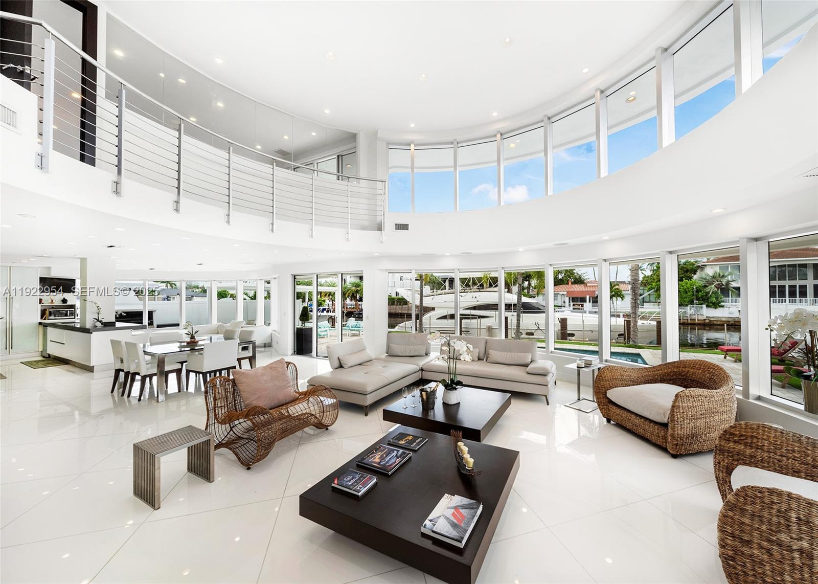 3344 NE 167th St North Miami Beach, FL 33160