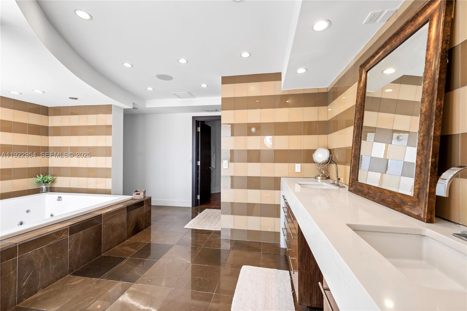 3344 NE 167th St North Miami Beach, FL 33160