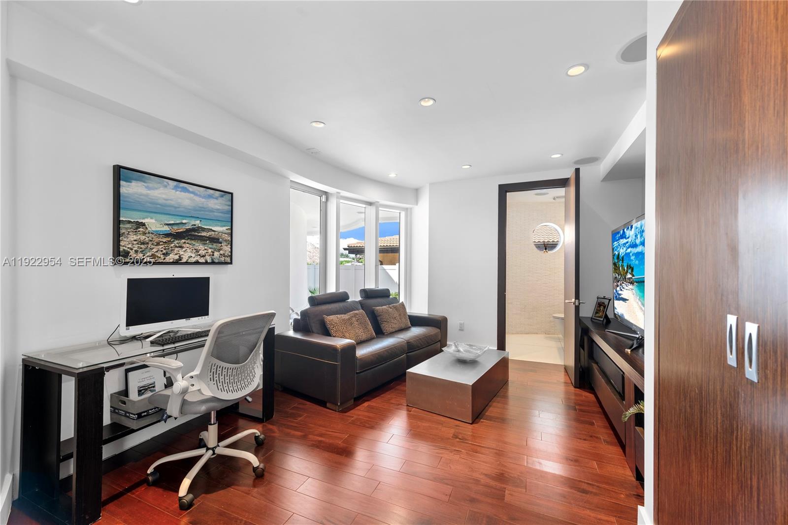 3344 NE 167th St North Miami Beach, FL 33160