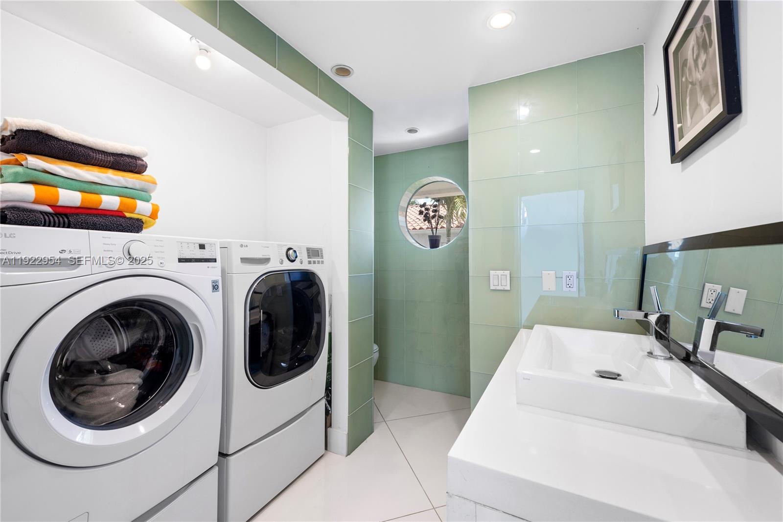 3344 NE 167th St North Miami Beach, FL 33160