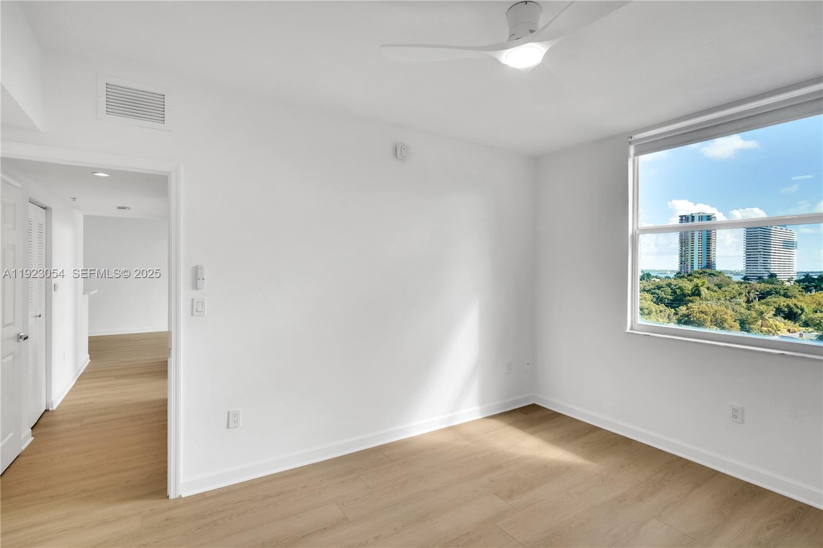 1723 SW 2nd Ave #909 Miami, FL 33129