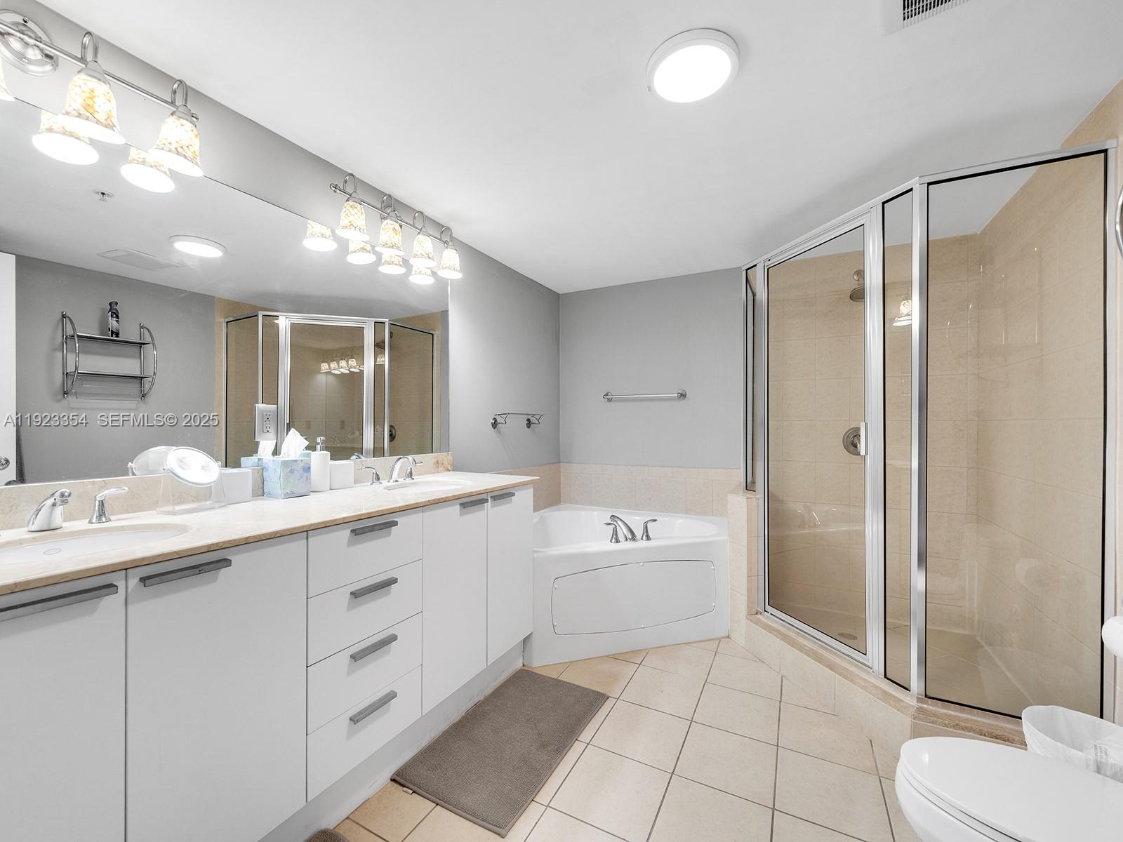 16699 Collins Ave #2906 Sunny Isles Beach, FL 33160