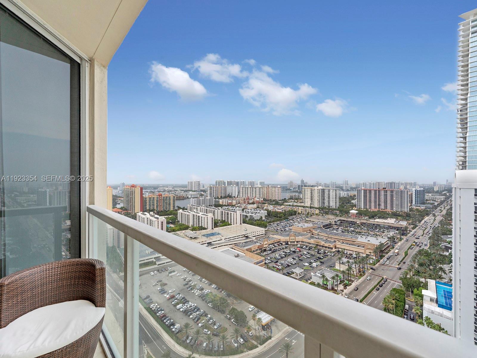 16699 Collins Ave #2906 Sunny Isles Beach, FL 33160