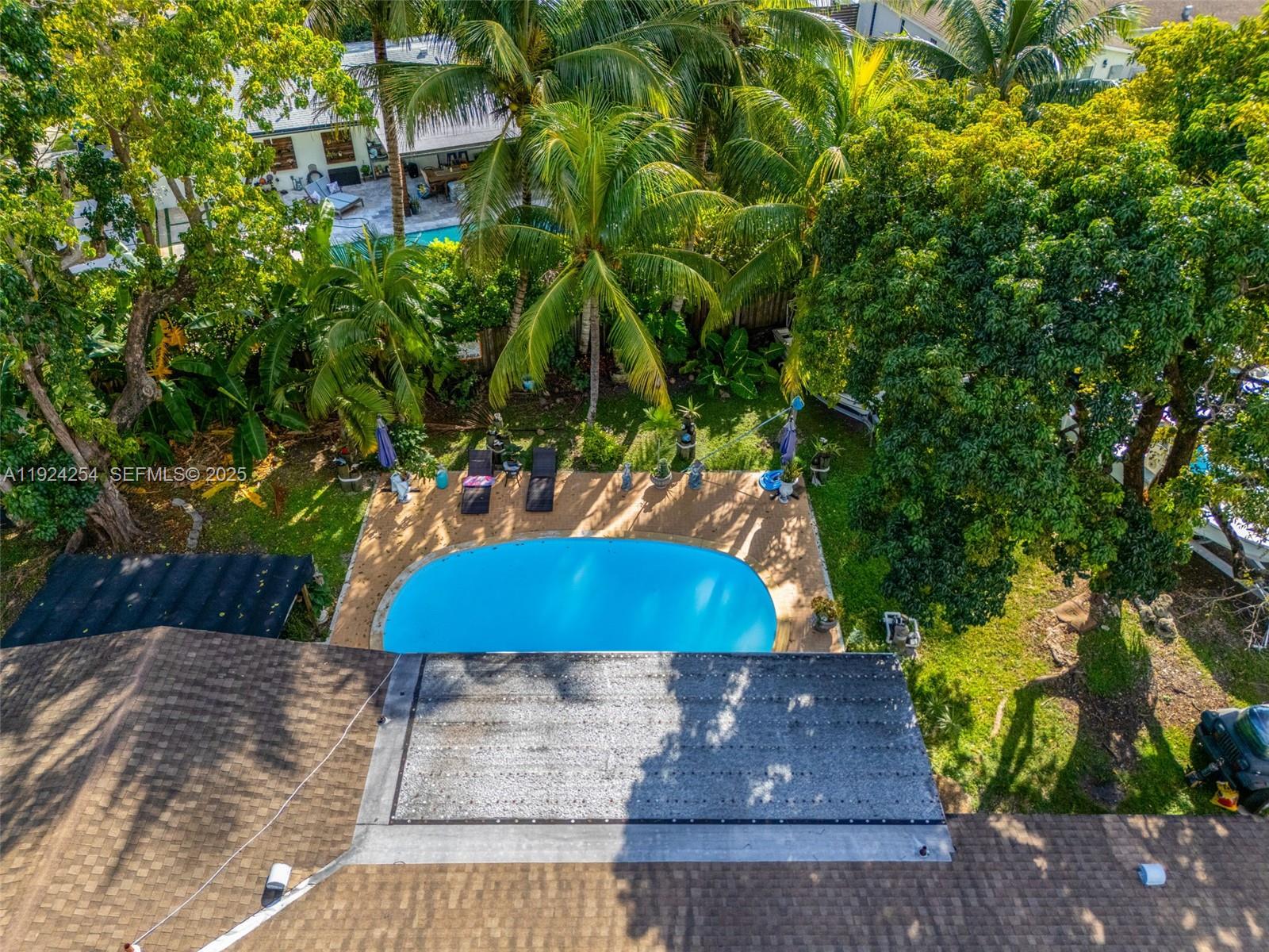 8200 SW 164th St Palmetto Bay, FL 33157