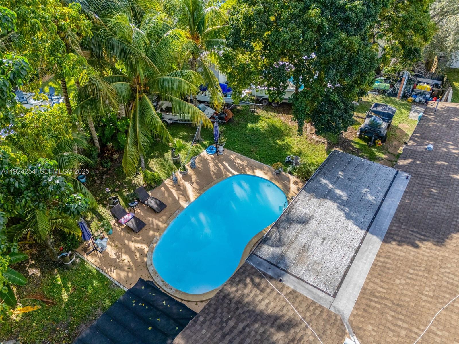 8200 SW 164th St Palmetto Bay, FL 33157