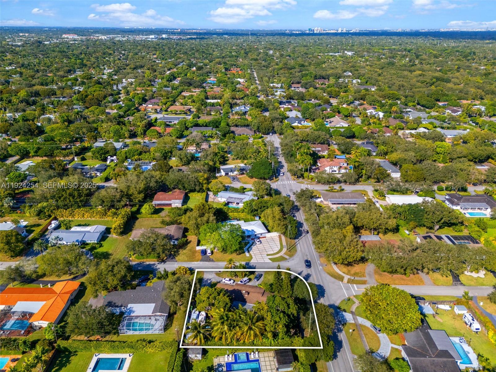 8200 SW 164th St Palmetto Bay, FL 33157
