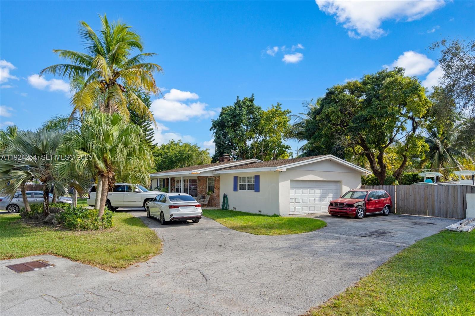 8200 SW 164th St Palmetto Bay, FL 33157