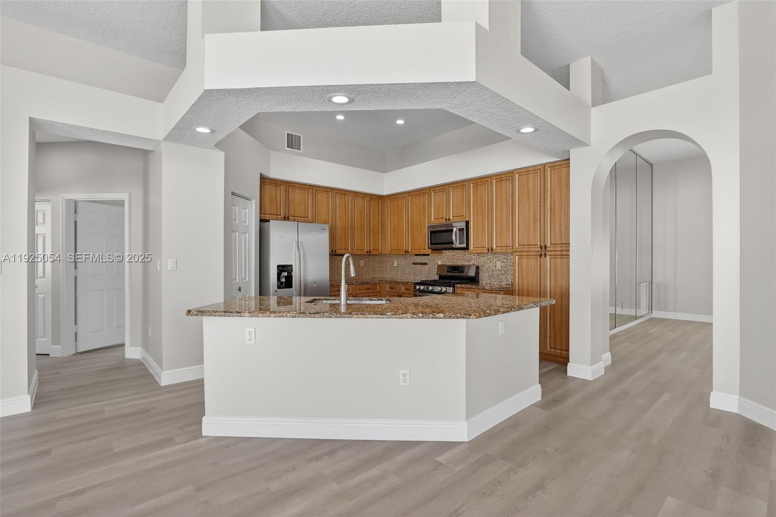 13715 NW 21st St Pembroke Pines, FL 33028