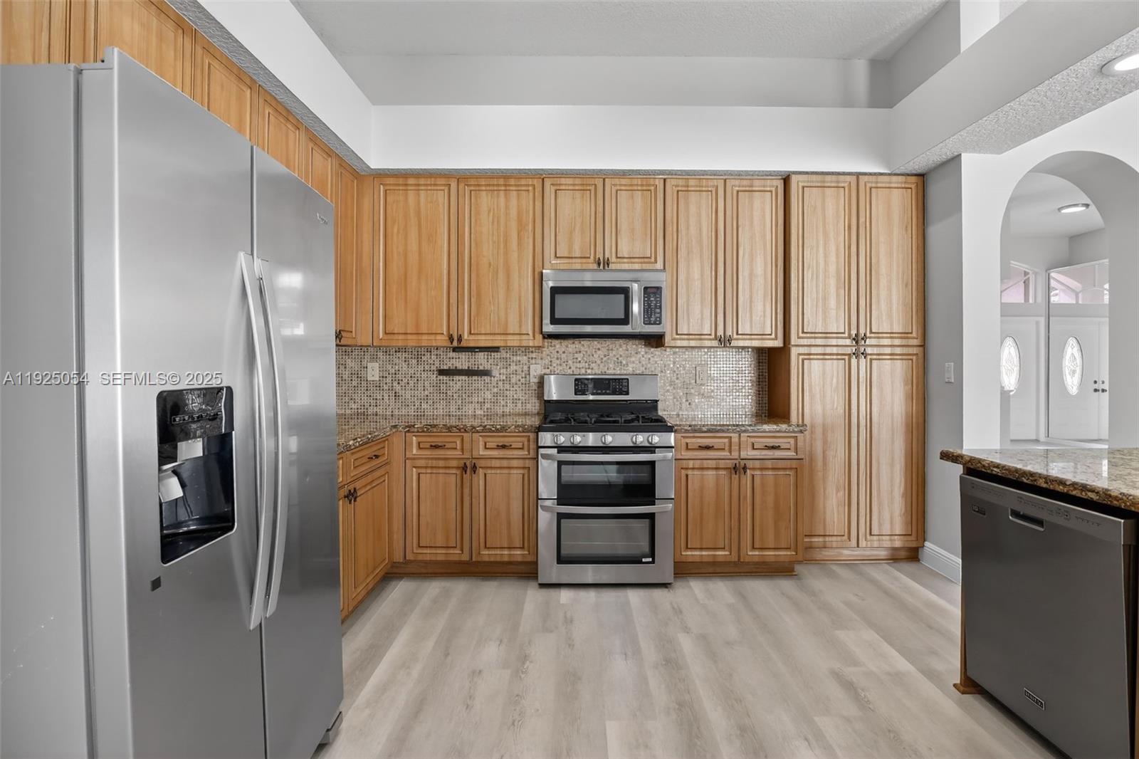 13715 NW 21st St Pembroke Pines, FL 33028