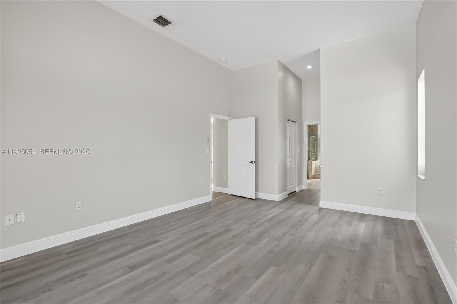 13715 NW 21st St Pembroke Pines, FL 33028