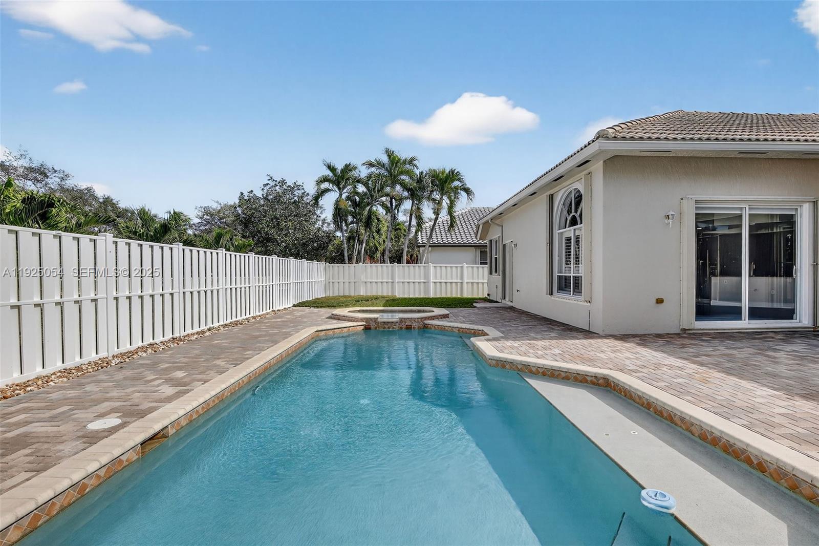 13715 NW 21st St Pembroke Pines, FL 33028