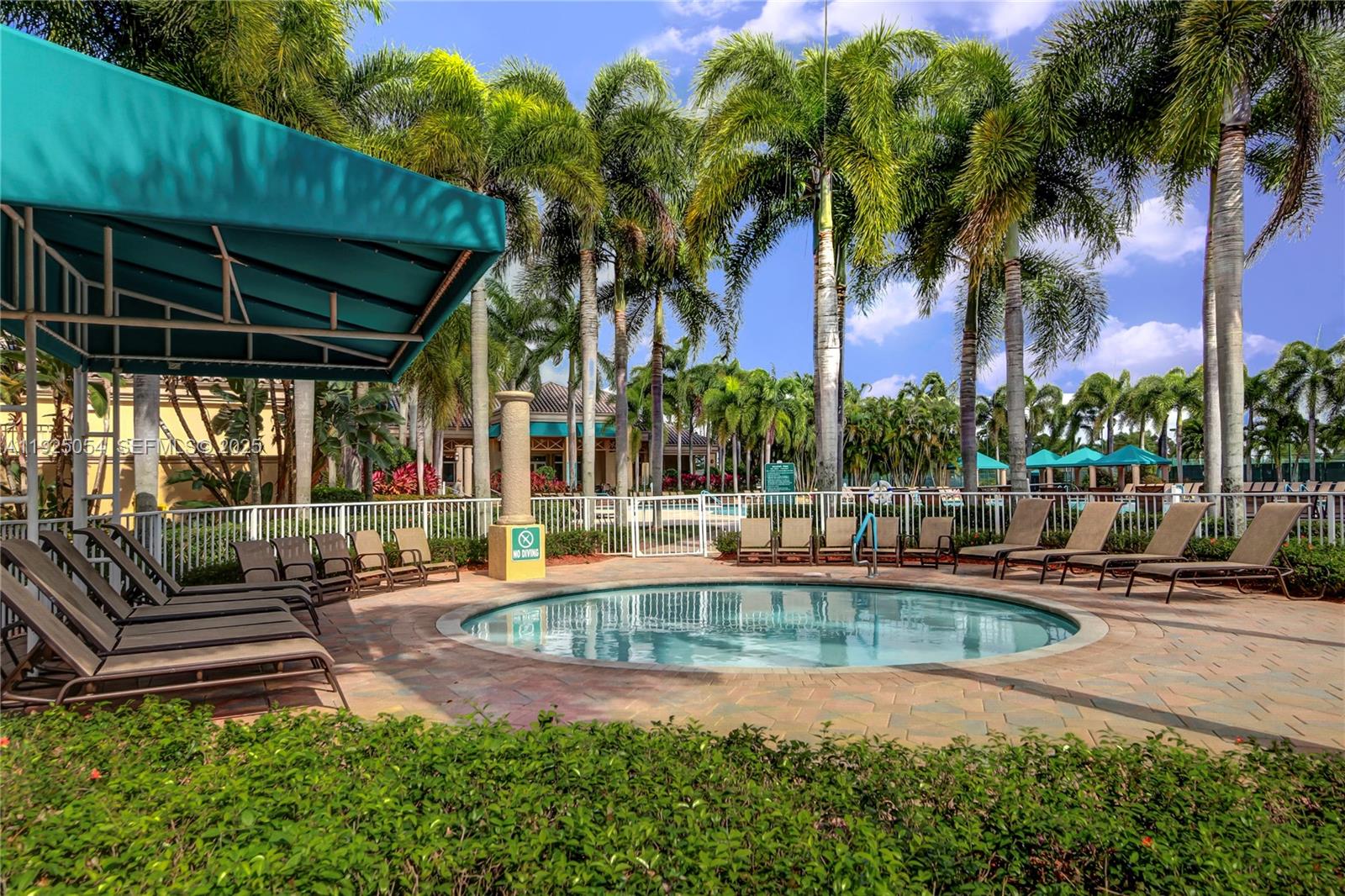 13715 NW 21st St Pembroke Pines, FL 33028