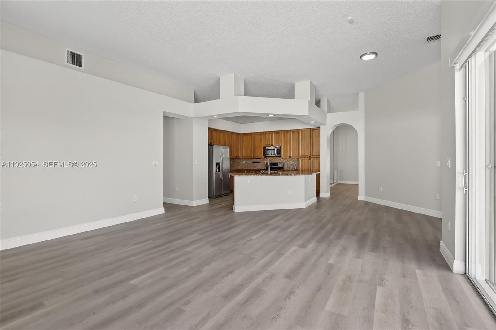 13715 NW 21st St Pembroke Pines, FL 33028