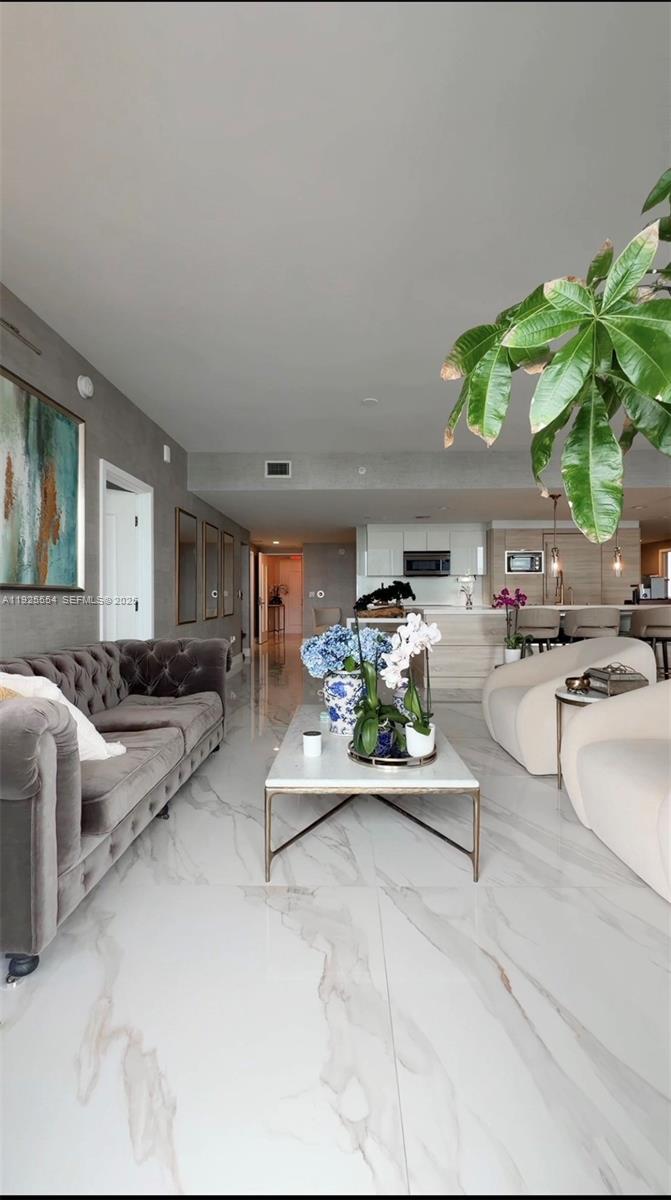 16385 Biscayne Blvd North Miami Beach, FL 33160