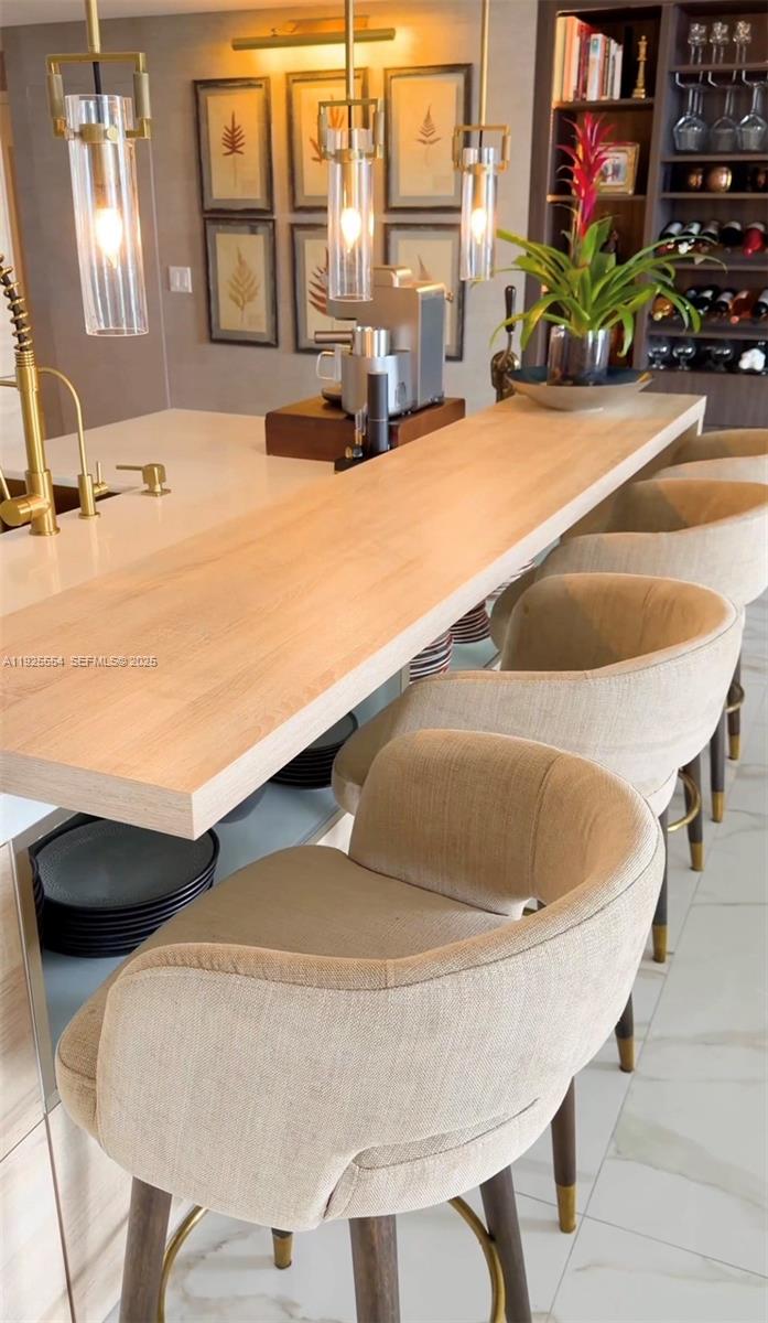 16385 Biscayne Blvd North Miami Beach, FL 33160