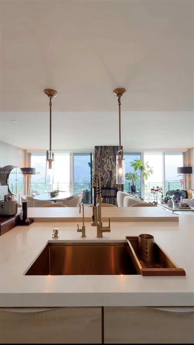 16385 Biscayne Blvd North Miami Beach, FL 33160