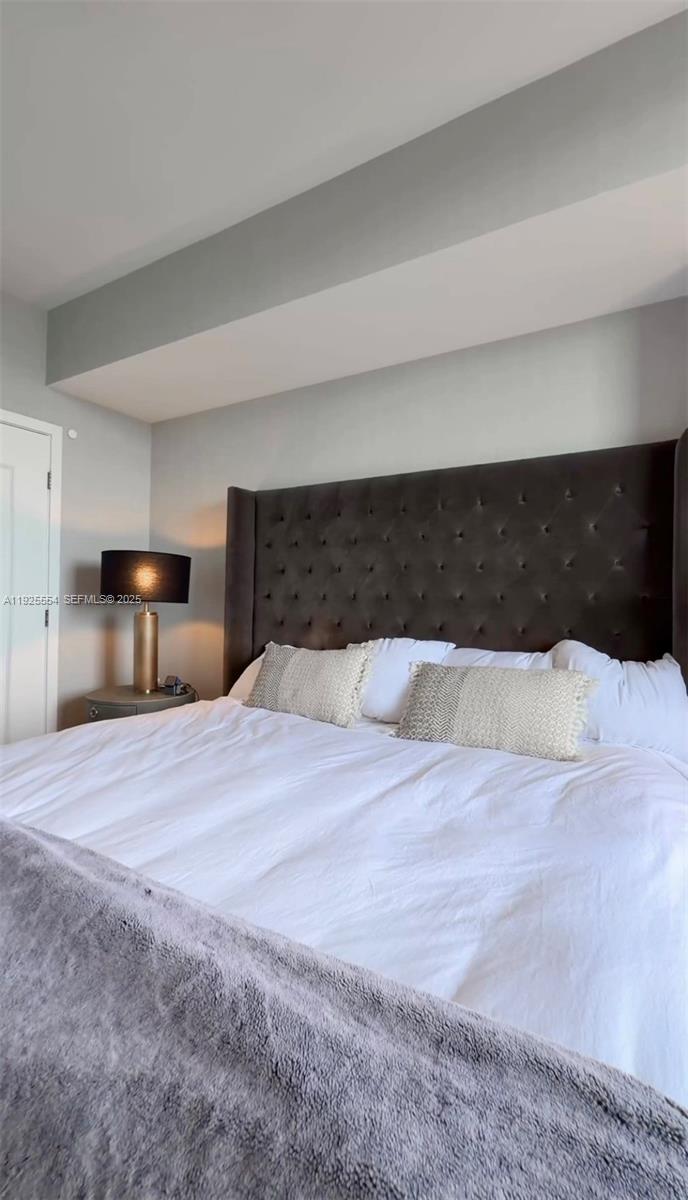 16385 Biscayne Blvd North Miami Beach, FL 33160