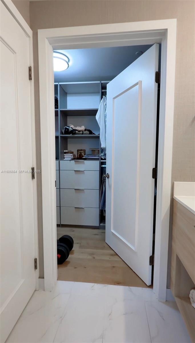 16385 Biscayne Blvd North Miami Beach, FL 33160