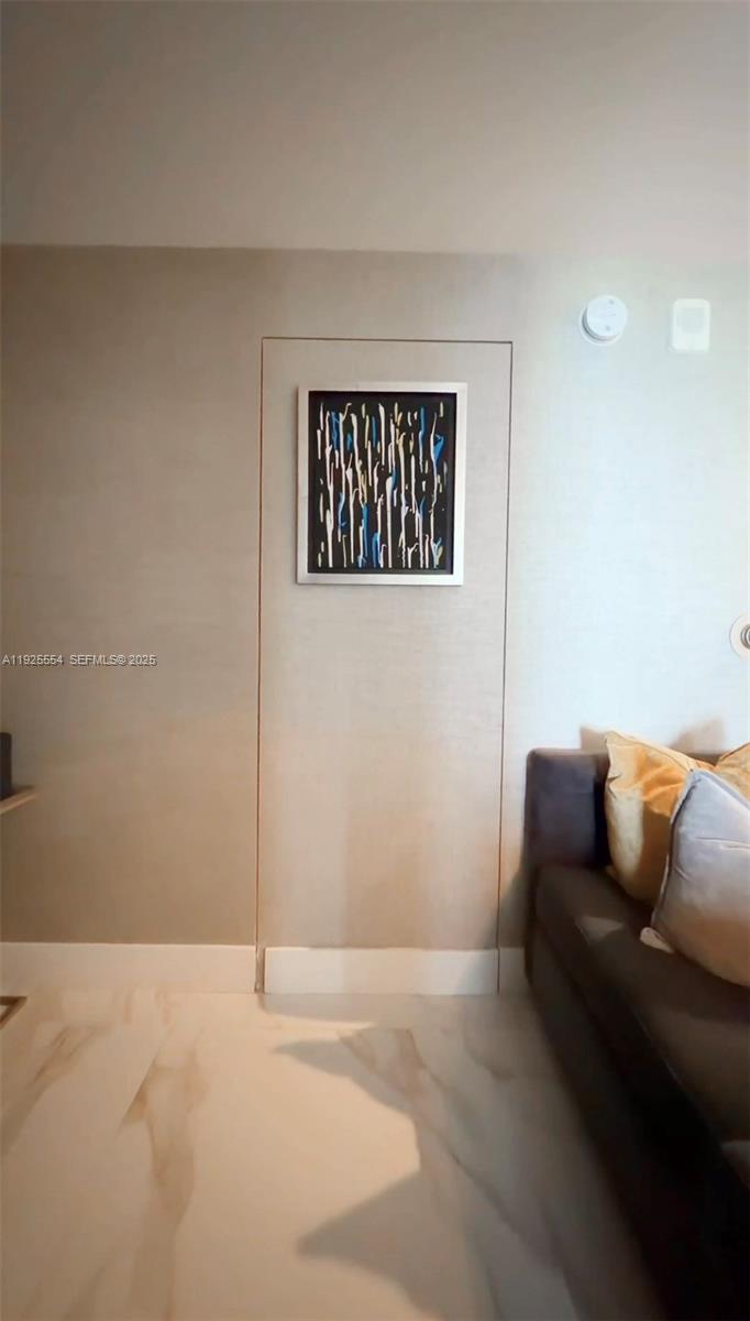 16385 Biscayne Blvd North Miami Beach, FL 33160