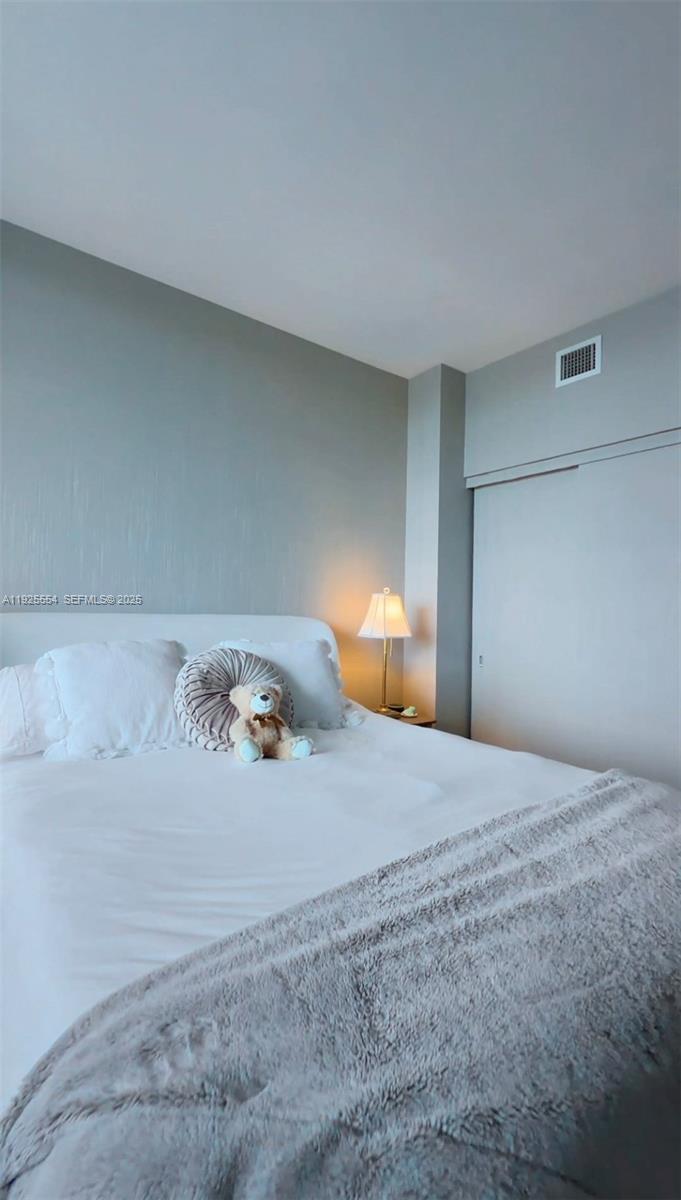 16385 Biscayne Blvd North Miami Beach, FL 33160