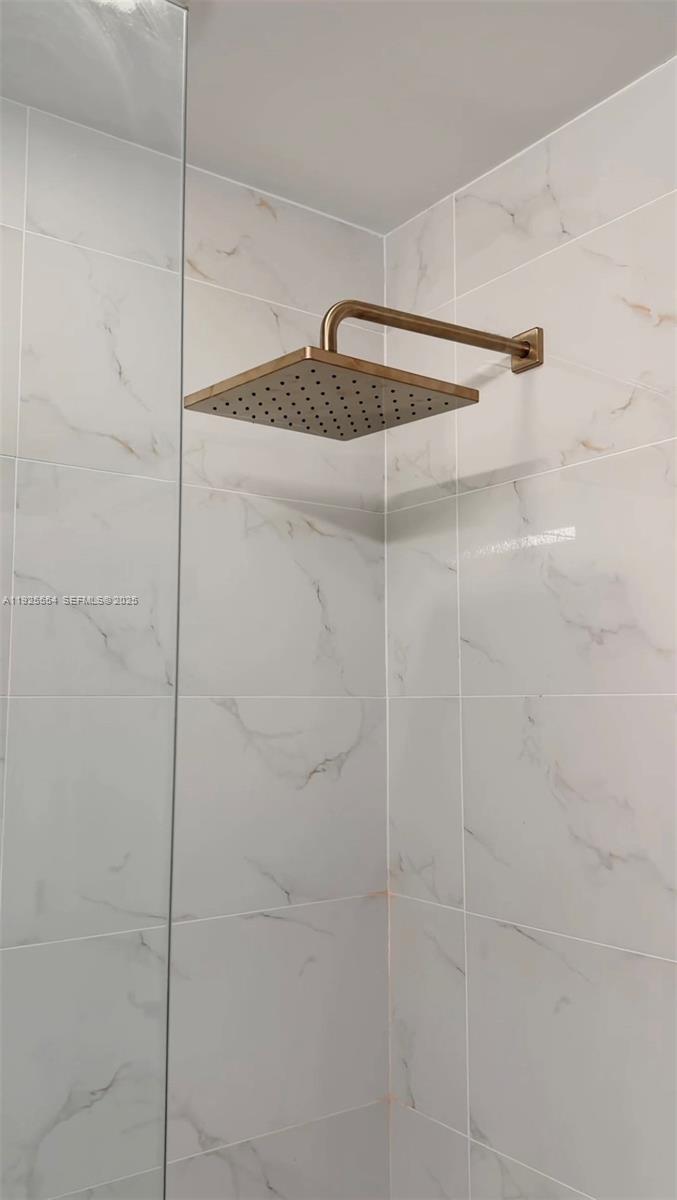 16385 Biscayne Blvd North Miami Beach, FL 33160