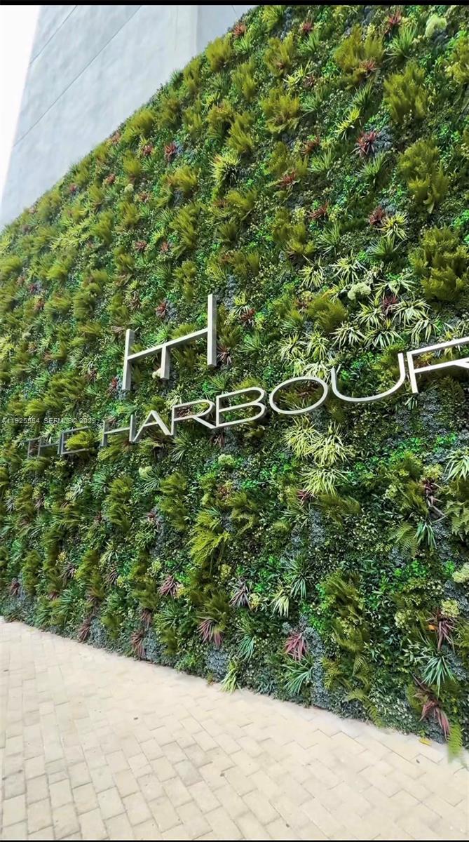 16385 Biscayne Blvd North Miami Beach, FL 33160