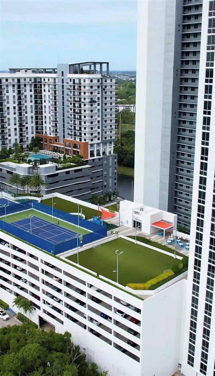 16385 Biscayne Blvd North Miami Beach, FL 33160